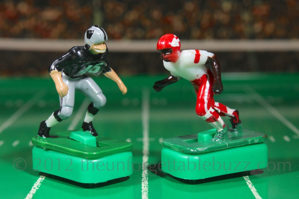 Electric football NFL Tudor Chiefs Raiders Players