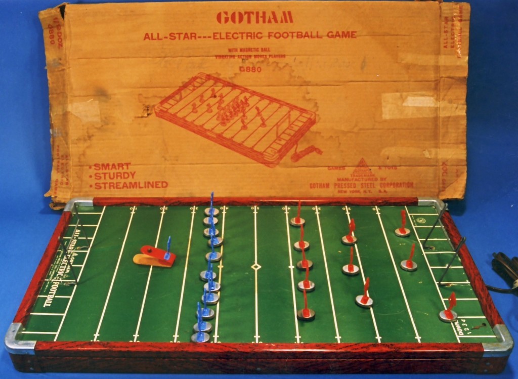 1954 Gotham Pressed Steel New Electric Football game