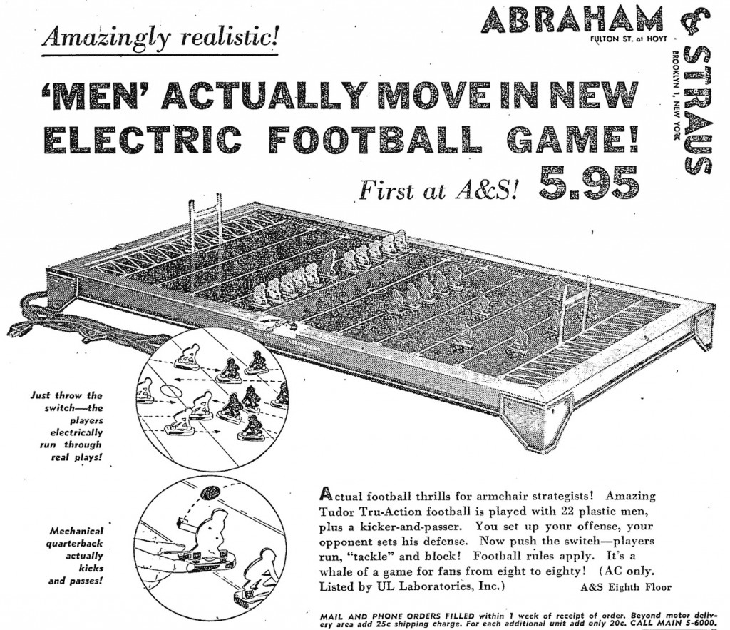 <img alt="1949 New York Time Tudor Electric Football 500 newspaper ad">