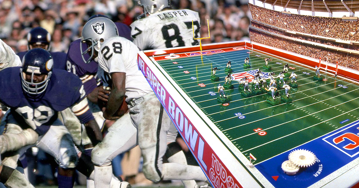 <img alt="1977 JC Penney Tudor NFL Electric Football Super Bowl Raiders Vikings">