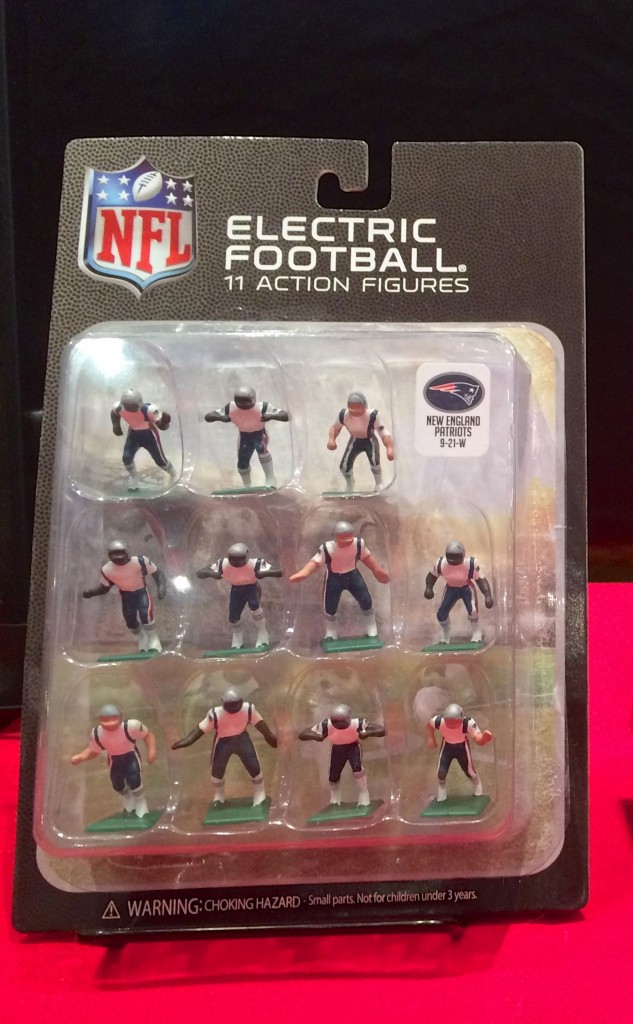 Tudor Games 2015 NFL blister pack