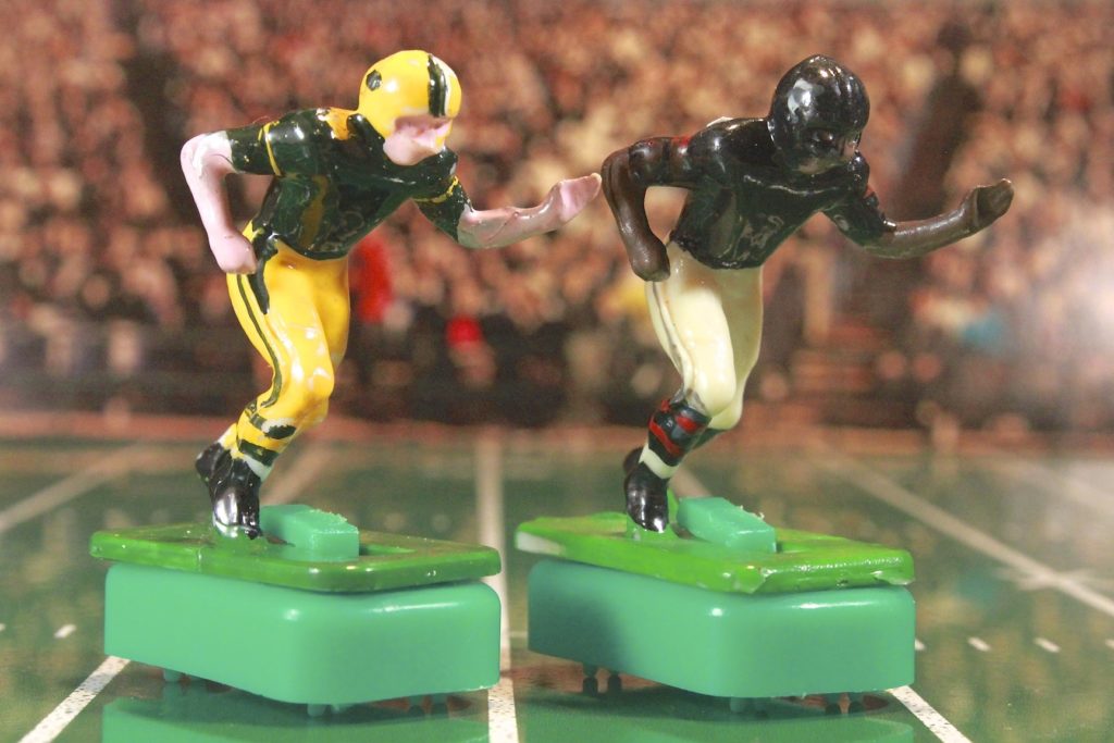 Electric Football Tudor 1967 Packers and Bears